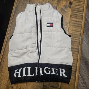 Tommy Hilfiger Puffer Vest in Cream and Black
